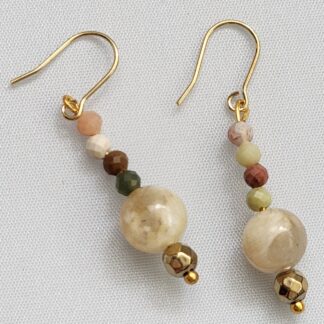 ต่างหู Wiggle Earth Tone Agate