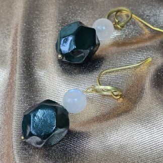 ต่างหูเขียว Deep Green Luna