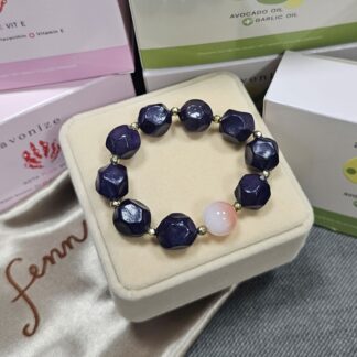 โปร 2 แถม 4 : กำไลดินเผา Deep Purple 1 เส้น + Avonize Avocado Oil Plus Garlic Oil 1 กล่อง แถม Avonize อีก 4 กล่อง (กล่องชมพู 2 + กล่องเขียว 2)